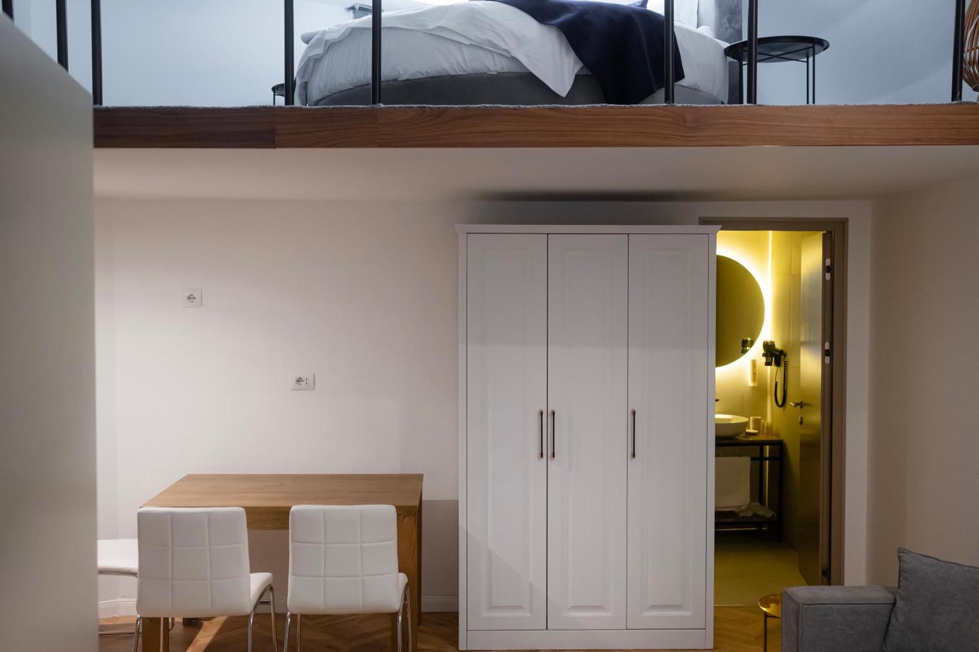 Nam Hotel Prizren Eksteriør billede