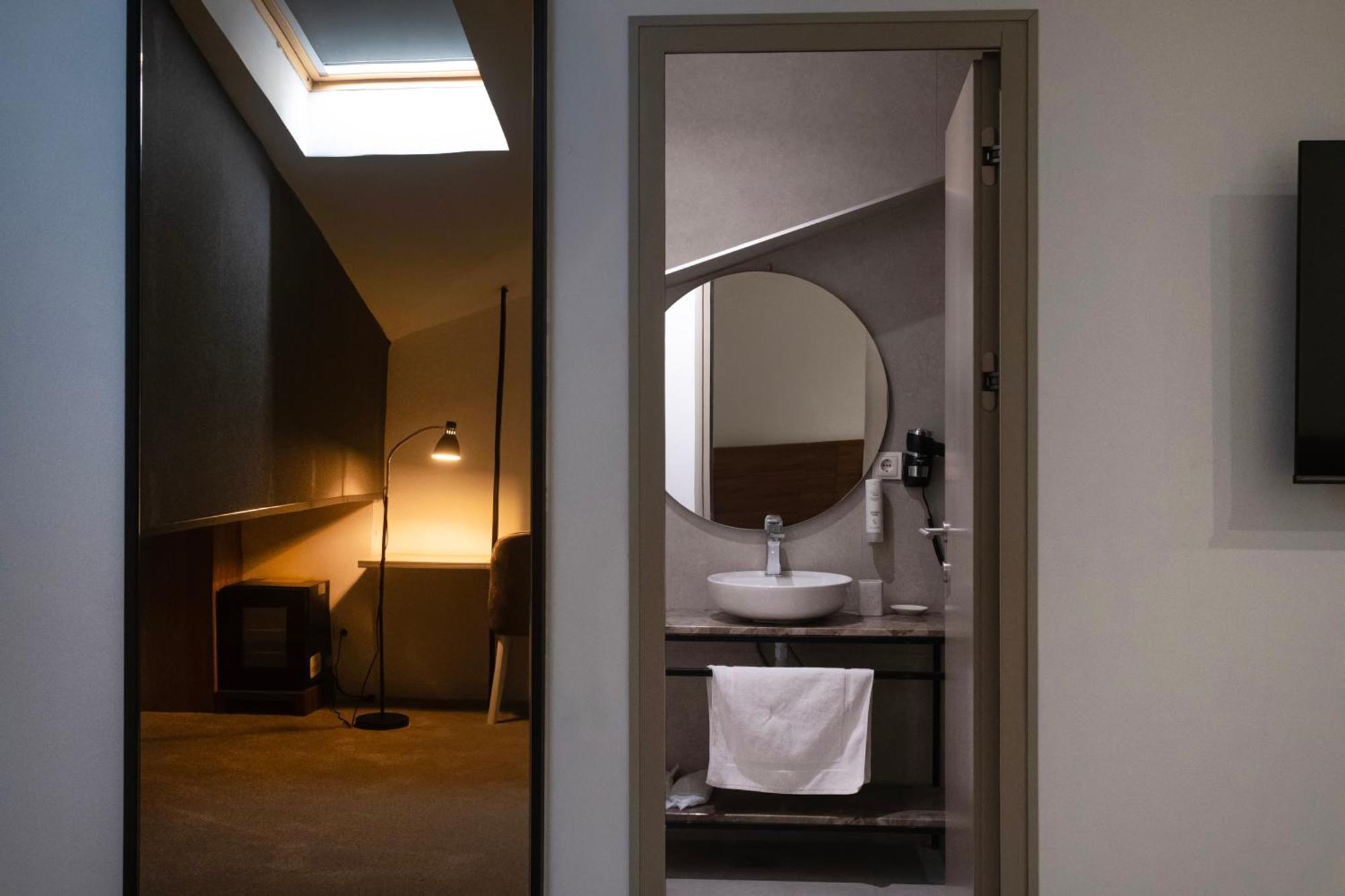 Nam Hotel Prizren Eksteriør billede